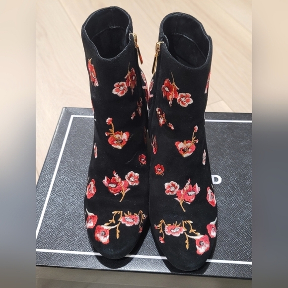 Cc- Karl Lagerfeld Edith floral suede black boots - Picture 7 of 9